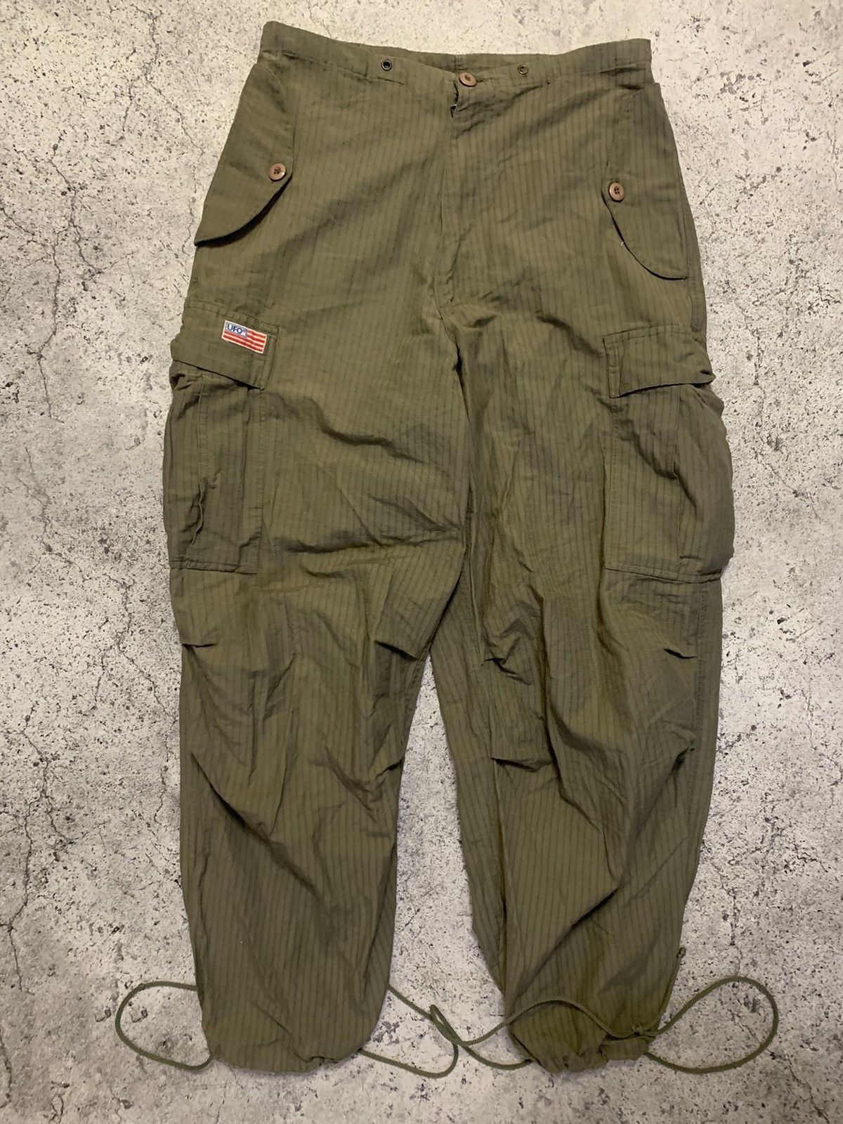 Japanese Brand Ufo cargo parachute bondage gorpcore loose fit pants Size US 32 / EU 48 - 1 Thumbnail
