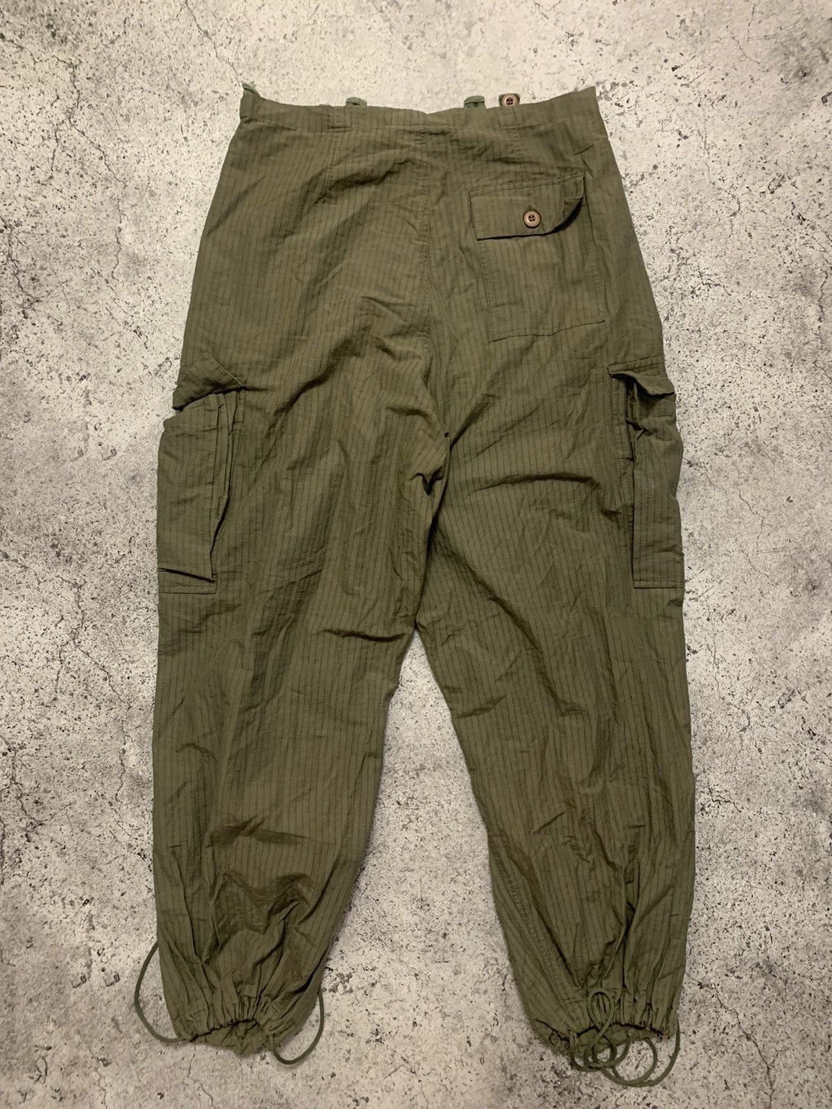 Japanese Brand Ufo cargo parachute bondage gorpcore loose fit pants Size US 32 / EU 48 - 5 Thumbnail