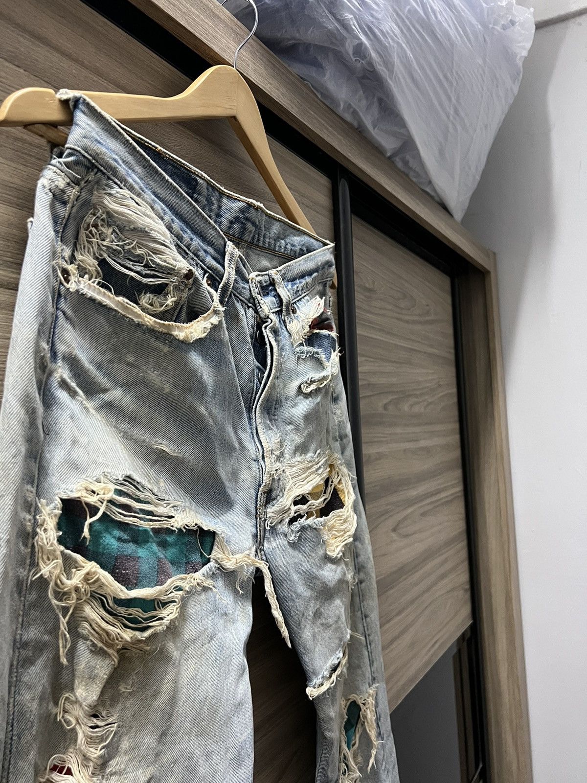 Levi's Vintage Clothing Levis 501 xx USA vintage 90s distressed rugged nice Size US 32 / EU 48 - 3 Thumbnail