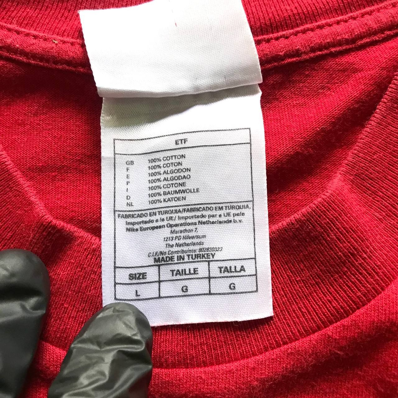 Nike × Vintage Vintage Red Nike Tee 1999 Jungfrau Marathon Size US L / EU 52-54 / 3 - 9 Thumbnail