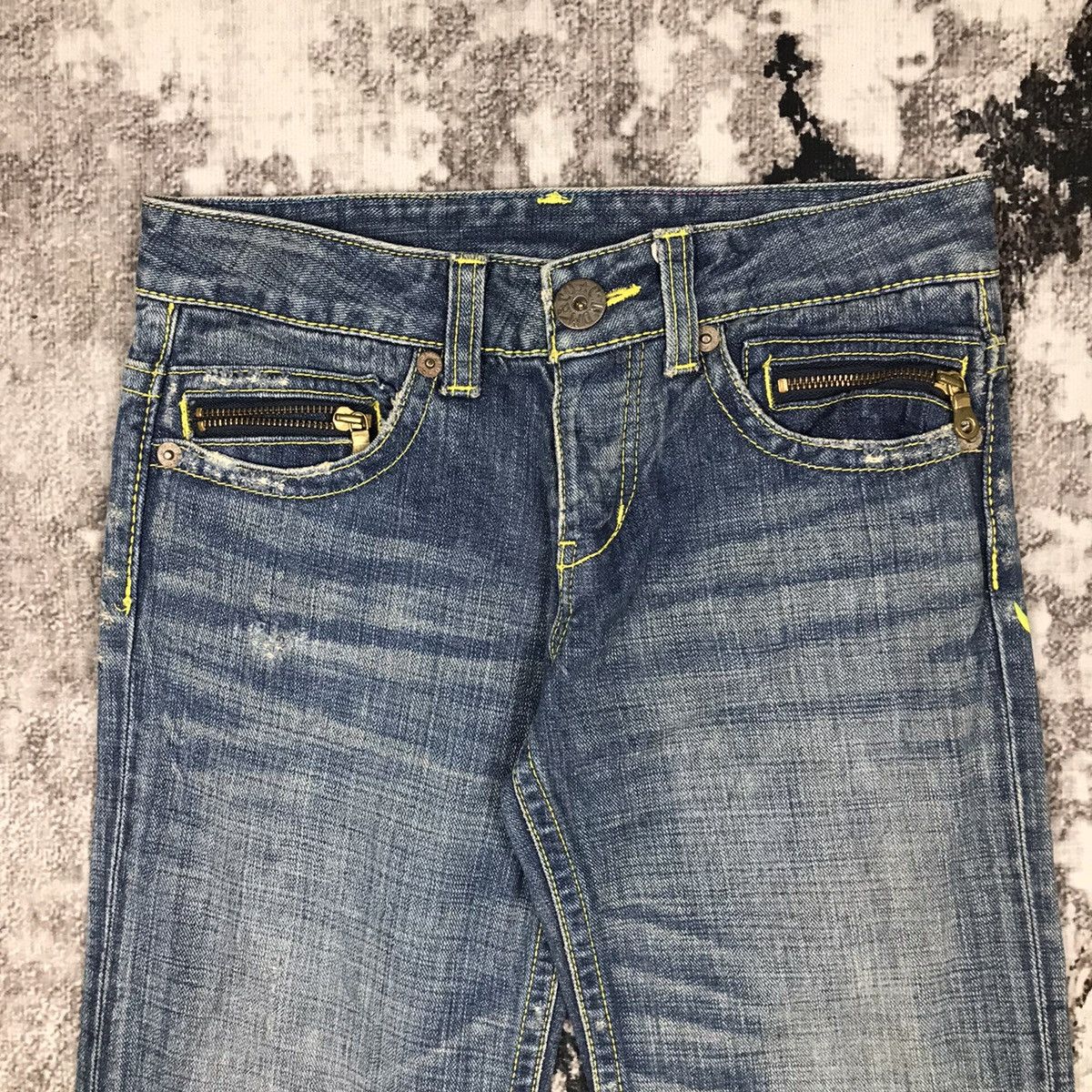 Japanese Brand × Vintage Vintage Japanese Co & Lu Loose Light Wash Denim Jeans Size 28" / US 6 / IT 42 - 11 Thumbnail