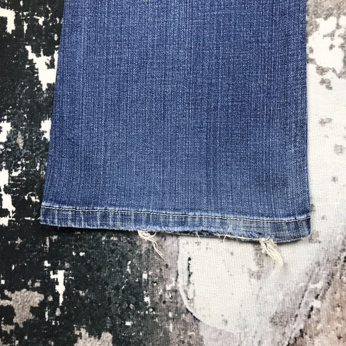 Levi's × Vintage Vintage Levis 518 Flare Light Wash Distressed Denim Jeans Size 30" / US 8 / IT 44 - 7 Thumbnail
