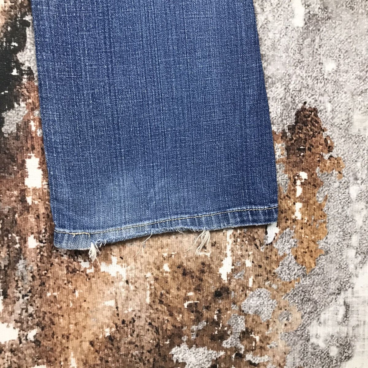 Levi's × Vintage Vintage Levis 518 Flare Light Wash Distressed Denim Jeans Size 30" / US 8 / IT 44 - 6 Thumbnail