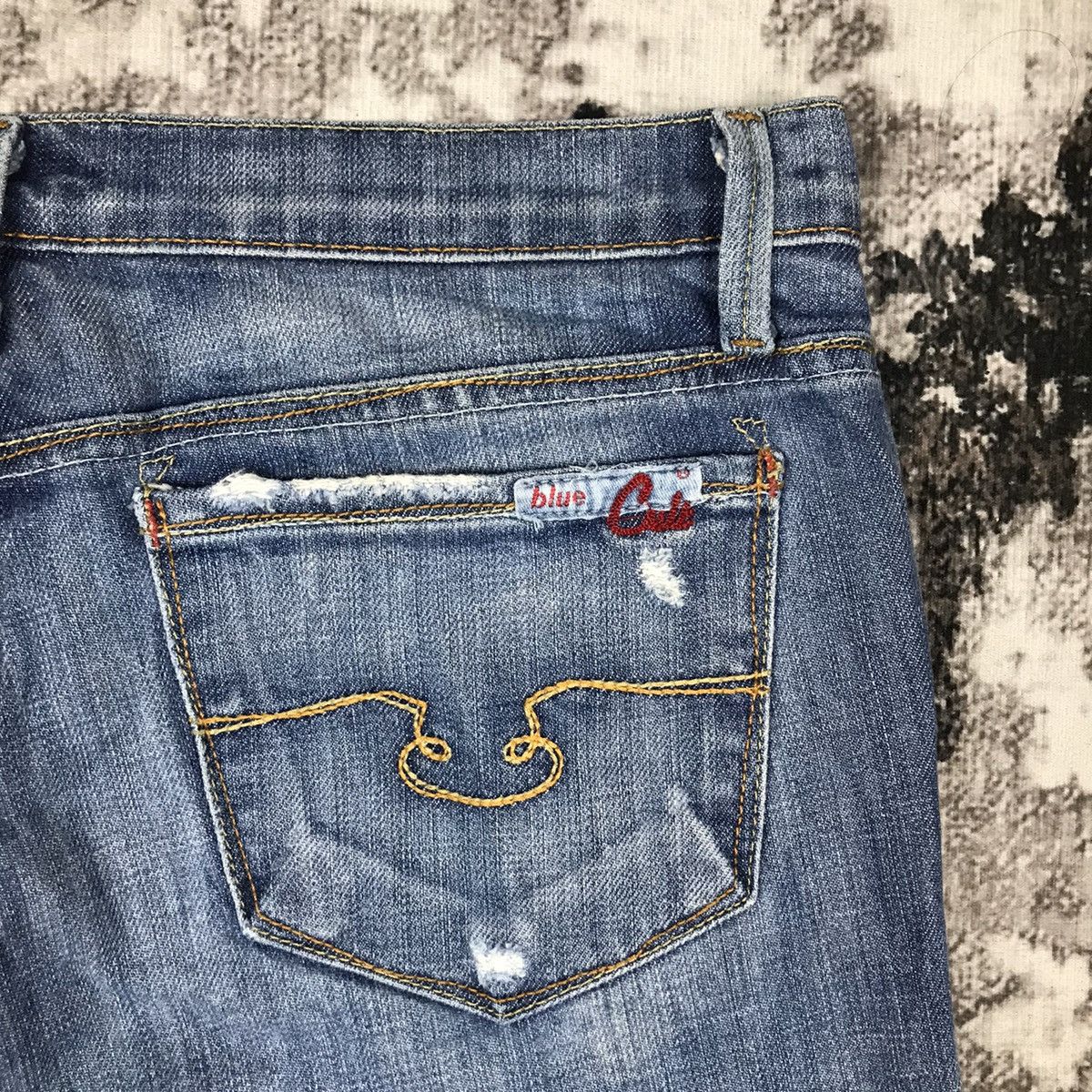Vintage Vintage Blue Cult Flare Light Wash Denim Jeans Size 32" / US 10 / IT 46 - 4 Thumbnail