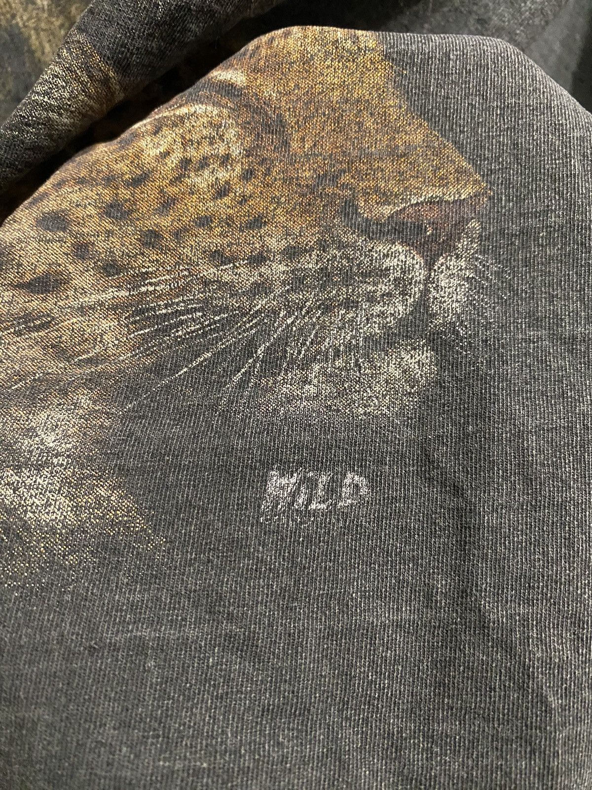 Other Rare Vintage T-Shirt Leopards Animals Wild 80’-90’. Size US XL / EU 56 / 4 - 6 Thumbnail