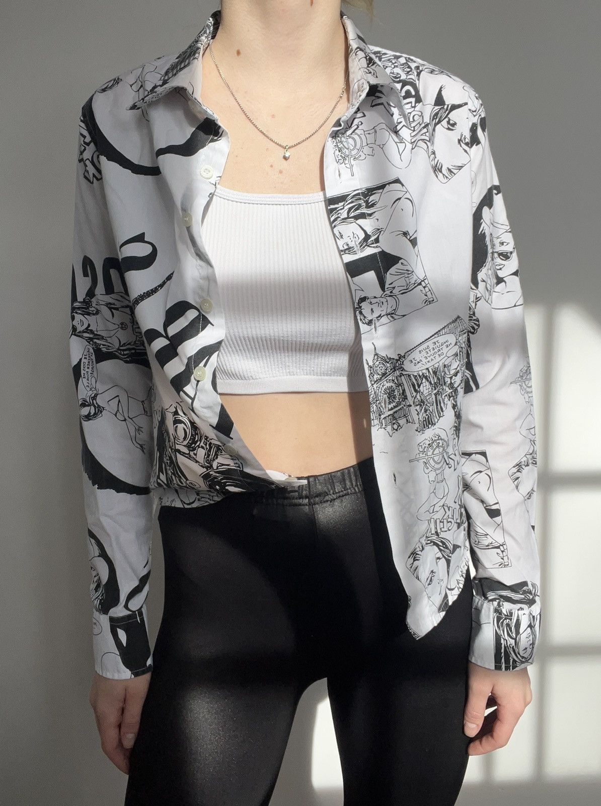 Moschino Vintage Moschino Jeans Comics All Over Print Shirt Size S / US 4 / IT 40 - 2 Thumbnail