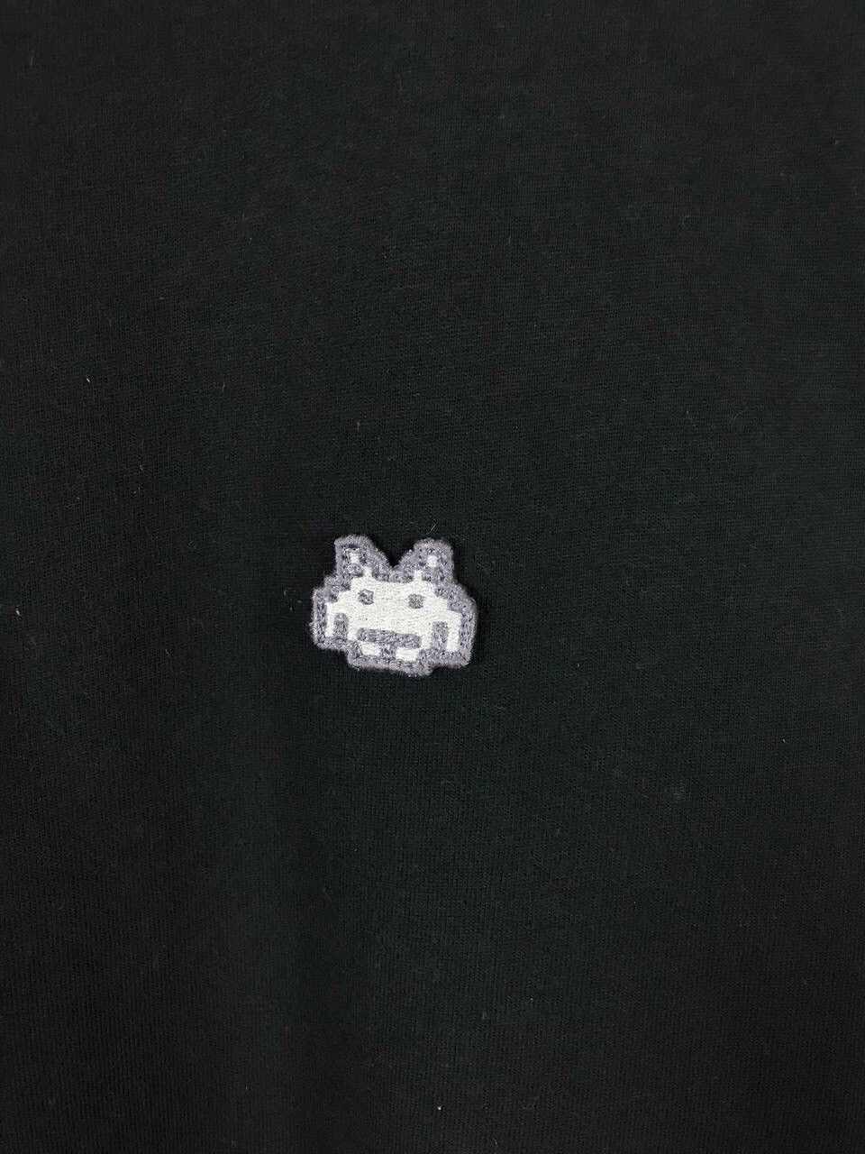 Uniqlo Uniqlo X The Game By Taito Space Invaders Streetwear Tee Size US L / EU 52-54 / 3 - 3 Thumbnail