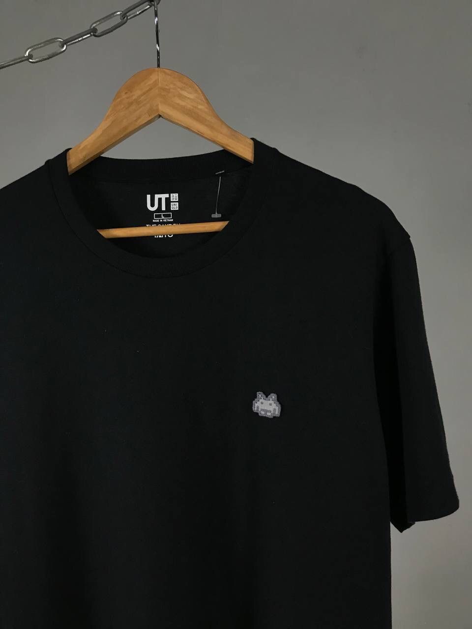Uniqlo Uniqlo X The Game By Taito Space Invaders Streetwear Tee Size US L / EU 52-54 / 3 - 2 Thumbnail