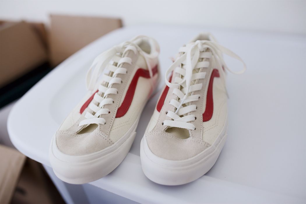 Vans style 36 marshmallow cheap racing red