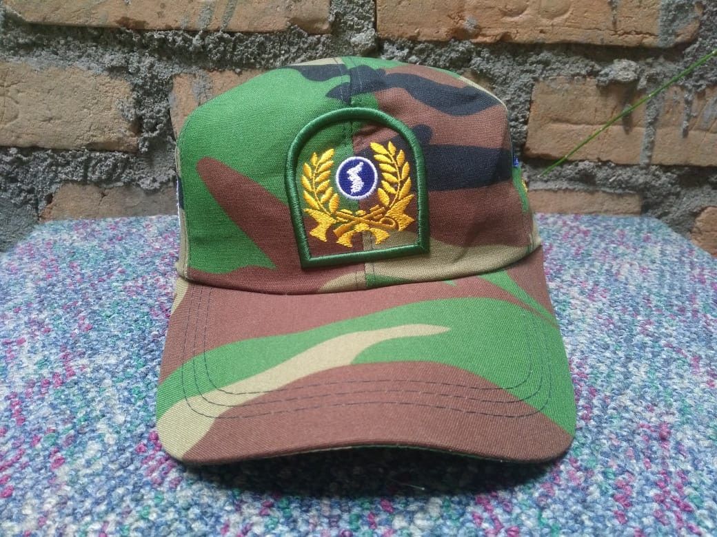 Vintage Vintage Camouflage Military Hats Caps Size ONE SIZE - 2 Thumbnail
