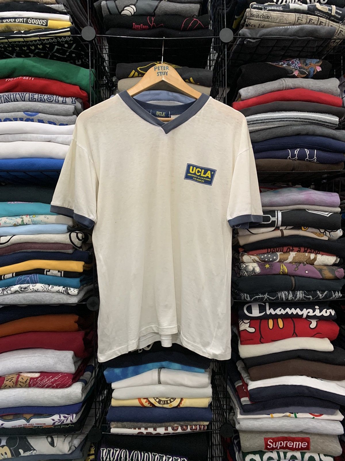 Vintage VINTAGE 90’s UCLA UNIVERSITY OF CALIFORNIA LOS ANGELES Size US M / EU 48-50 / 2 - 1 Thumbnail