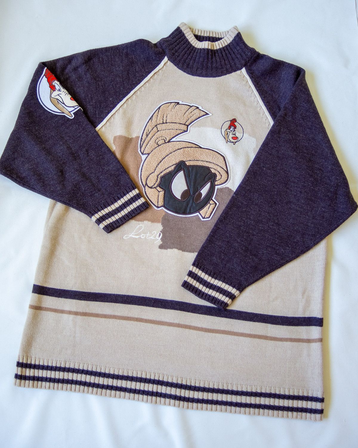 Disney × Vintage × Warner Bros Vintage Looney Tunes Lot 29 Knit Long Sweater Size US XL / EU 56 / 4 - 3 Thumbnail
