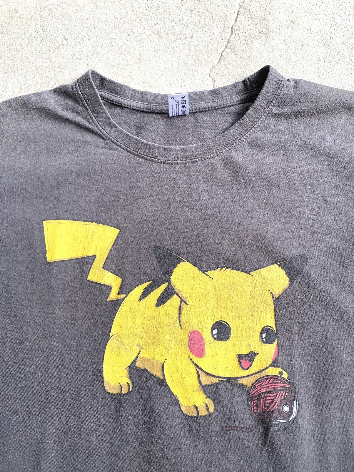 Vintage 00’s Vintage Pokemon Picachu T Shirt Japan Movie Game Size US M / EU 48-50 / 2 - 3 Thumbnail