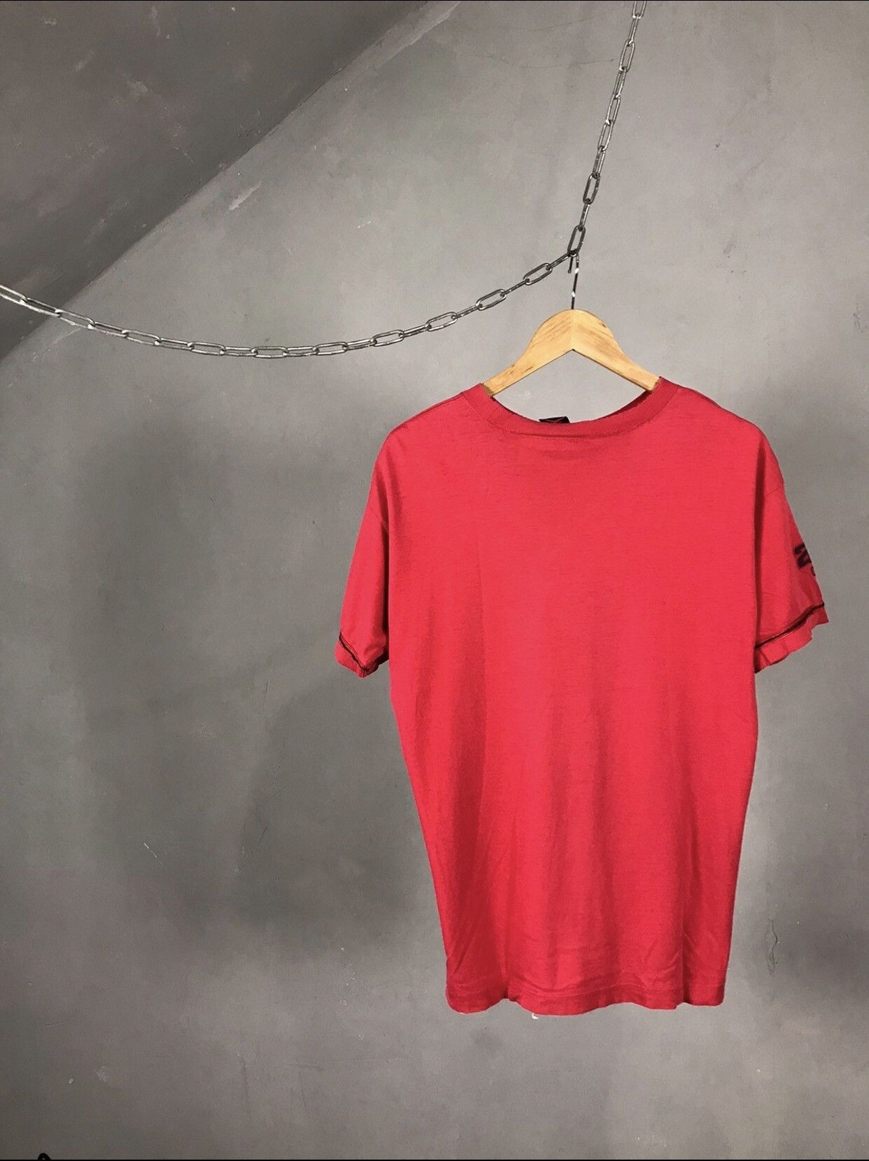 Jordan Brand × Nike × Vintage Nike Jordan streetwear vintage red tee Size US M / EU 48-50 / 2 - 9 Thumbnail