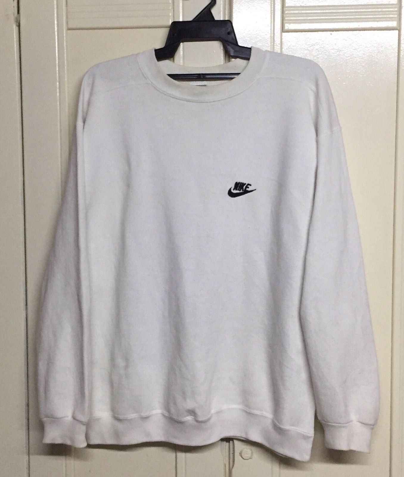 white nike jumper