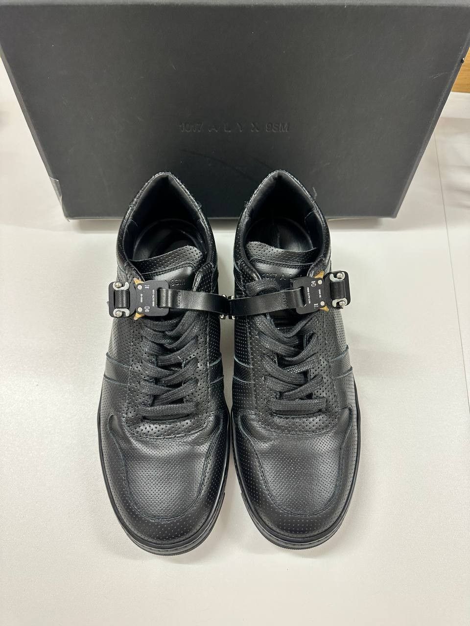 1017 ALYX 9SM × Alyx 1017 ALYX 9SM Signature Buckle Sneakers Size US 10 / EU 43 - 3 Thumbnail