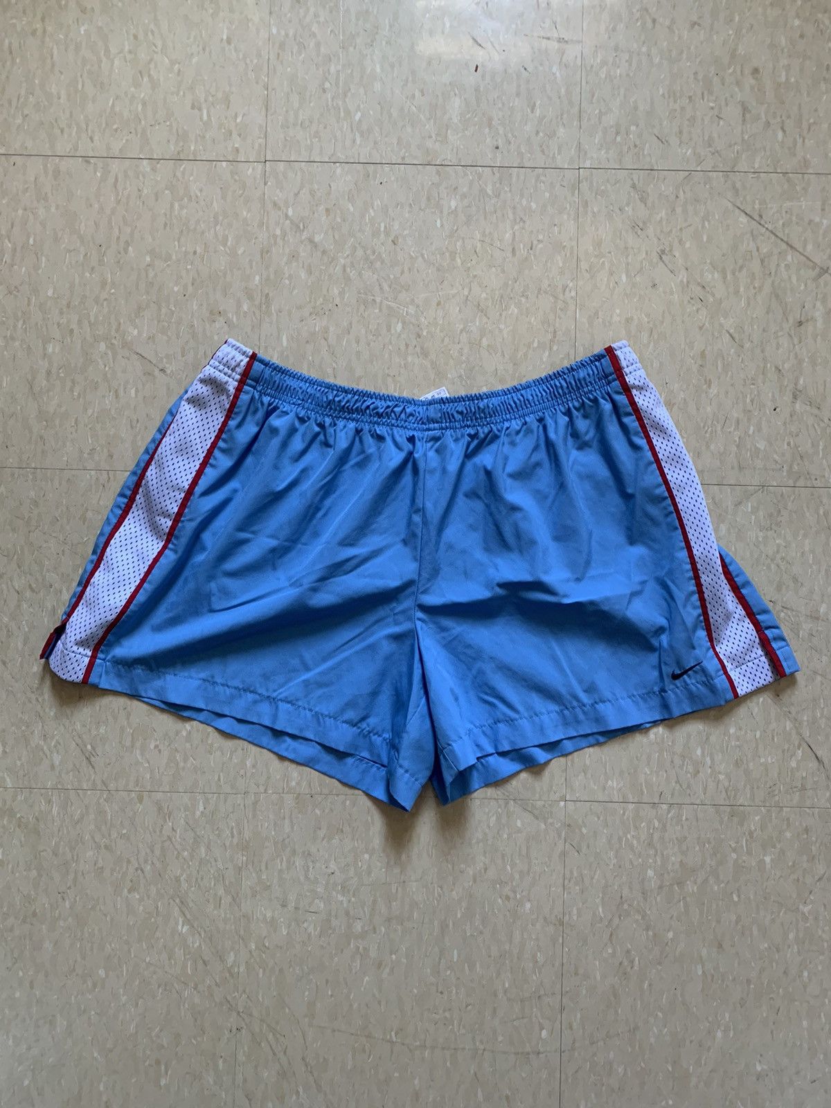 Nike Y2k Nike Shorts Size US 32 / EU 48 - 1 Thumbnail