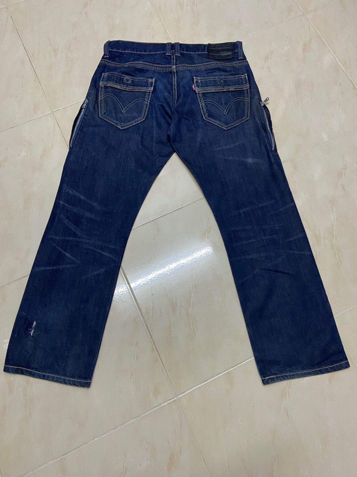Levi's Vintage 514 Levis Denim Jeans W34 dark blue Size US 34 / EU 50 - 1 Thumbnail