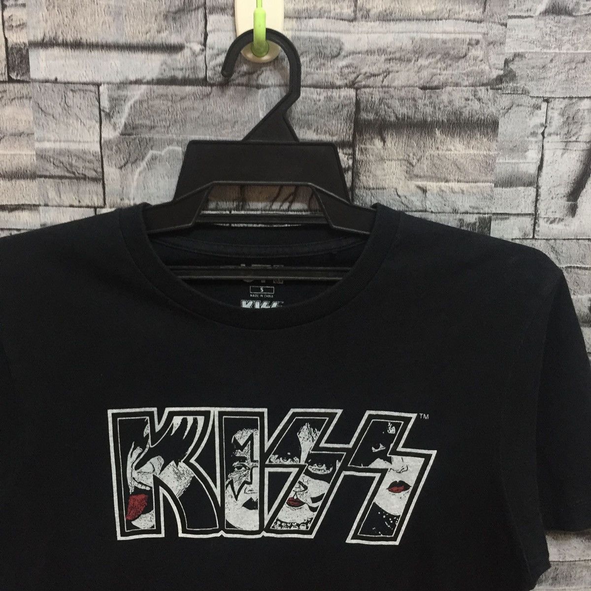 Band Tees Kiss Band t shirt spellout rock n roll band Size US S / EU 44-46 / 1 - 2 Thumbnail