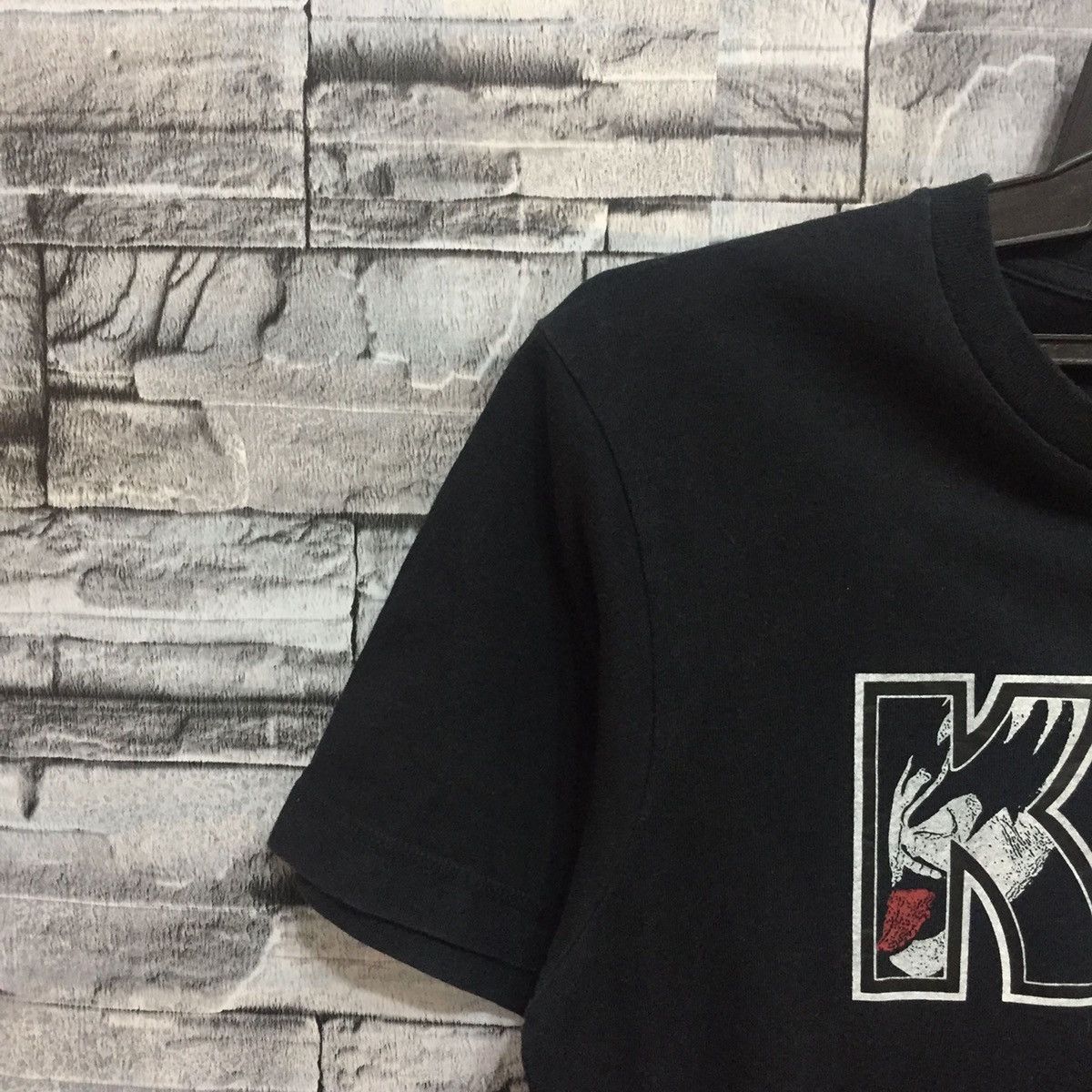 Band Tees Kiss Band t shirt spellout rock n roll band Size US S / EU 44-46 / 1 - 4 Thumbnail