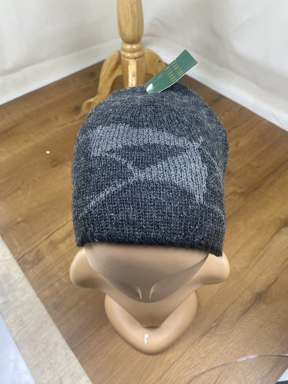 Designer Arnold Palmer Big Logo Design Beanie Hats Size ONE SIZE - 1 Thumbnail