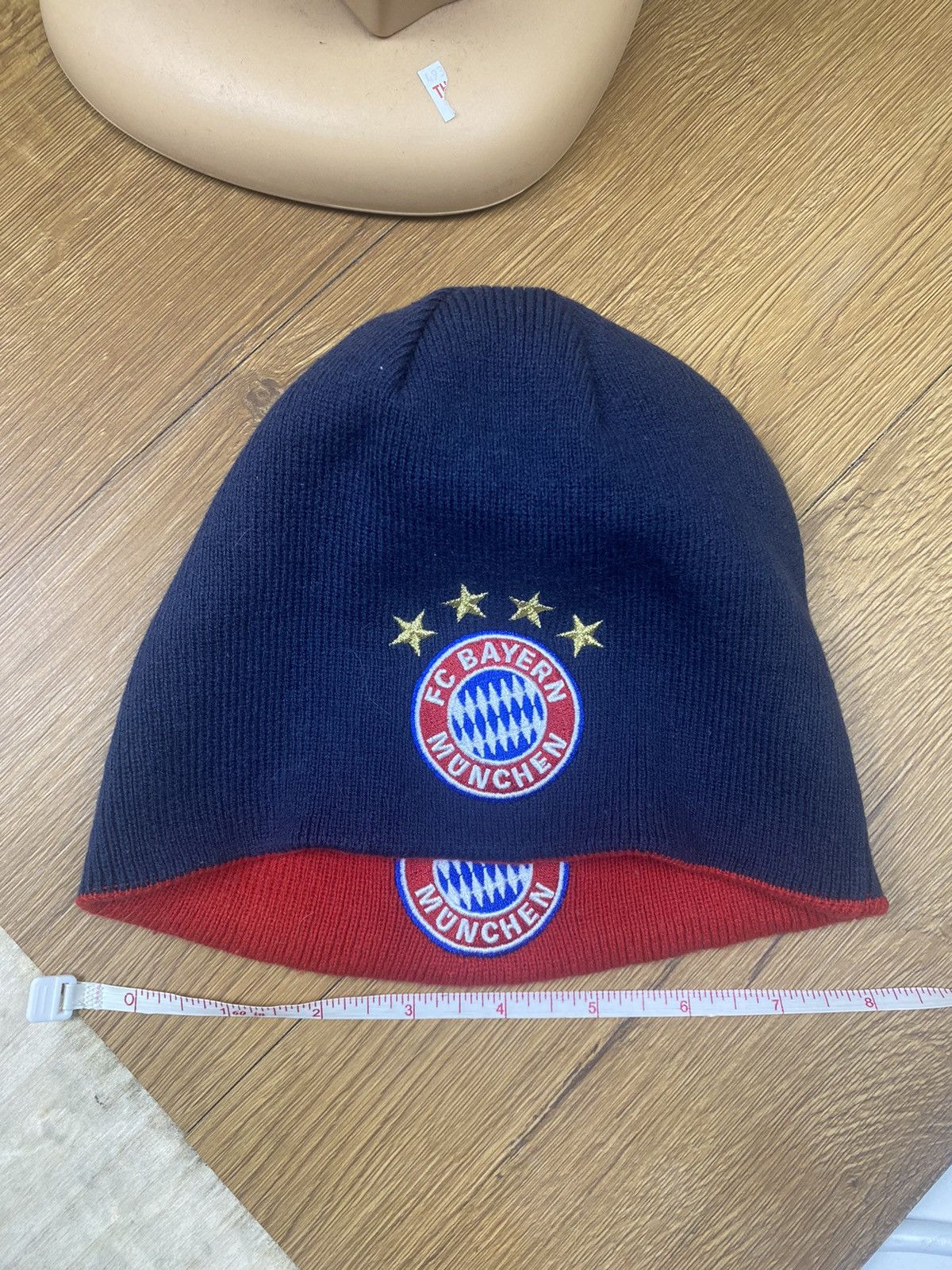 Vintage Vintage Bayern Munchen Football Beanie Reversible Sports Hat Size ONE SIZE - 7 Thumbnail