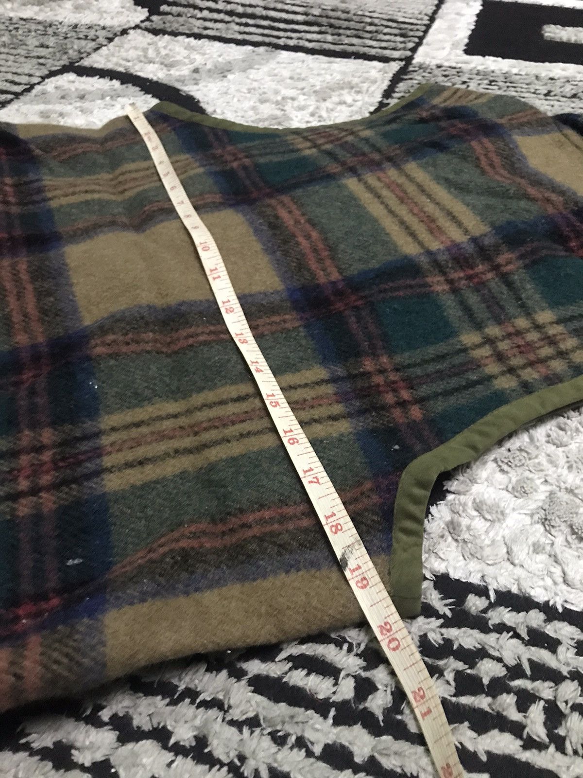 Vintage Value feel wool tartan jacket sleeveless Size US M / EU 48-50 / 2 - 6 Thumbnail