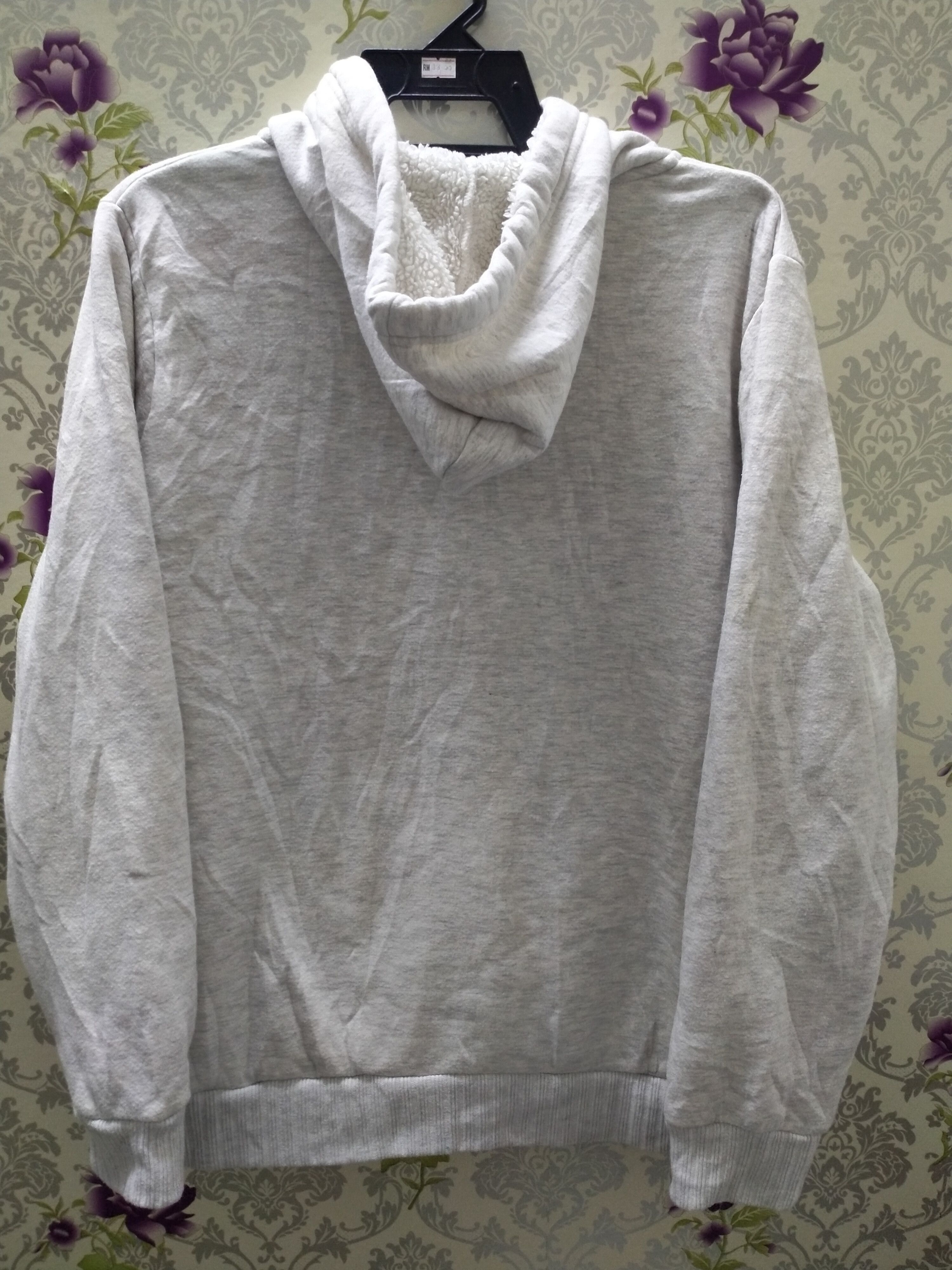 Cartoon Network × Disney × Mickey Mouse MICKEY MOUSE SWEATER HOODIE EMBROIDERED SMALL LOGO Size US L / EU 52-54 / 3 - 5 Thumbnail