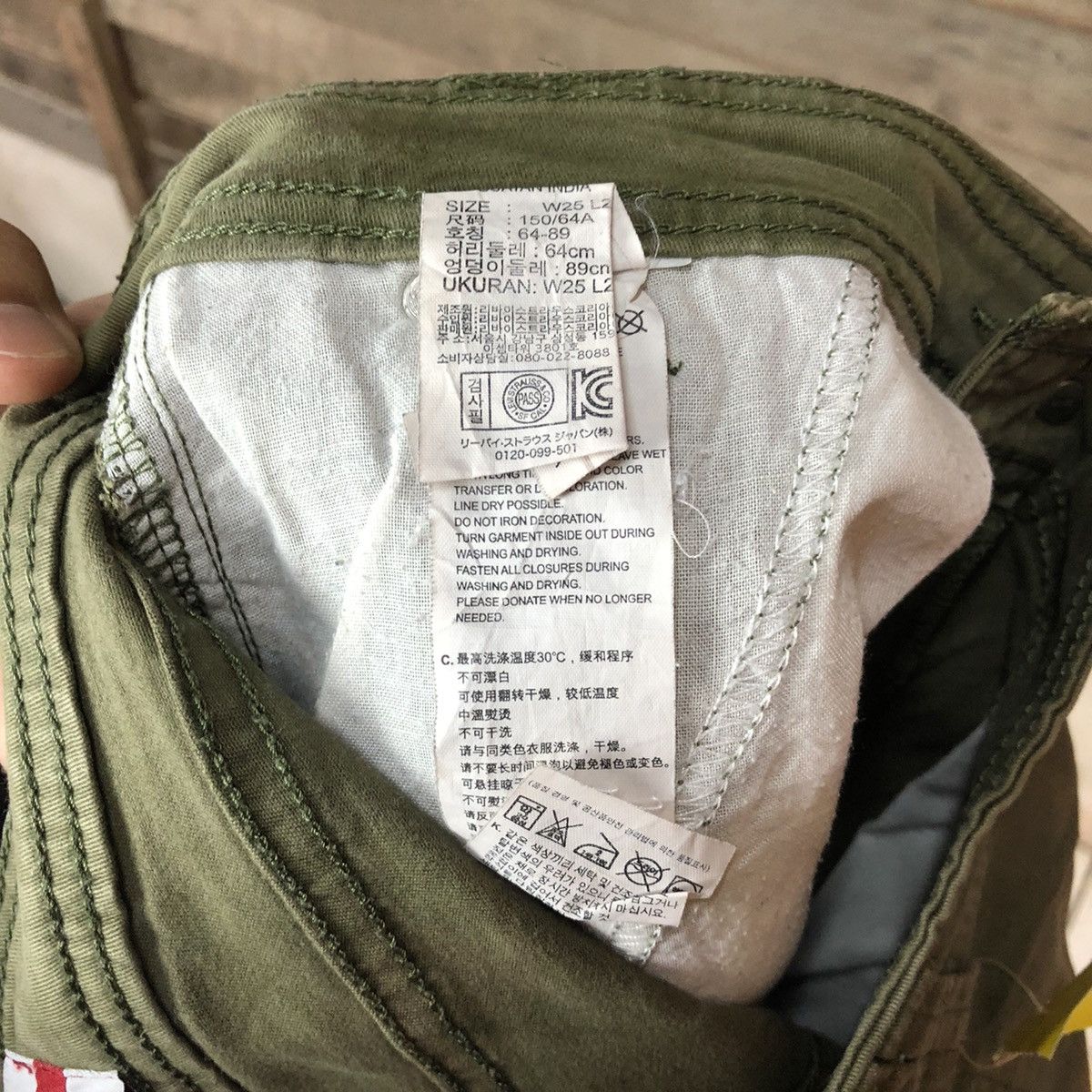 Faded Glory Levis Green multipocket skinny Cargo Pants #3397 Size US 28 / EU 44 - 18 Thumbnail