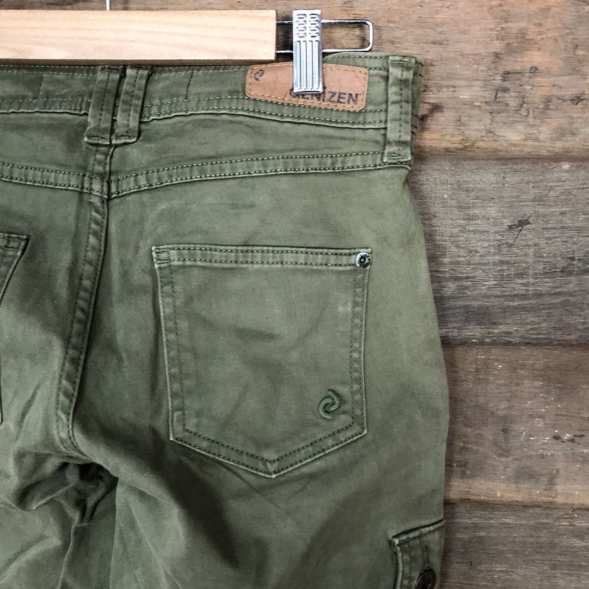 Faded Glory Levis Green multipocket skinny Cargo Pants #3397 Size US 28 / EU 44 - 15 Thumbnail