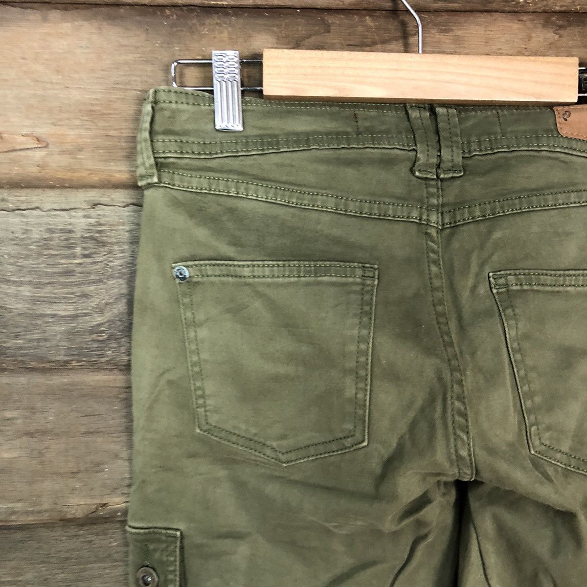 Faded Glory Levis Green multipocket skinny Cargo Pants #3397 Size US 28 / EU 44 - 14 Thumbnail