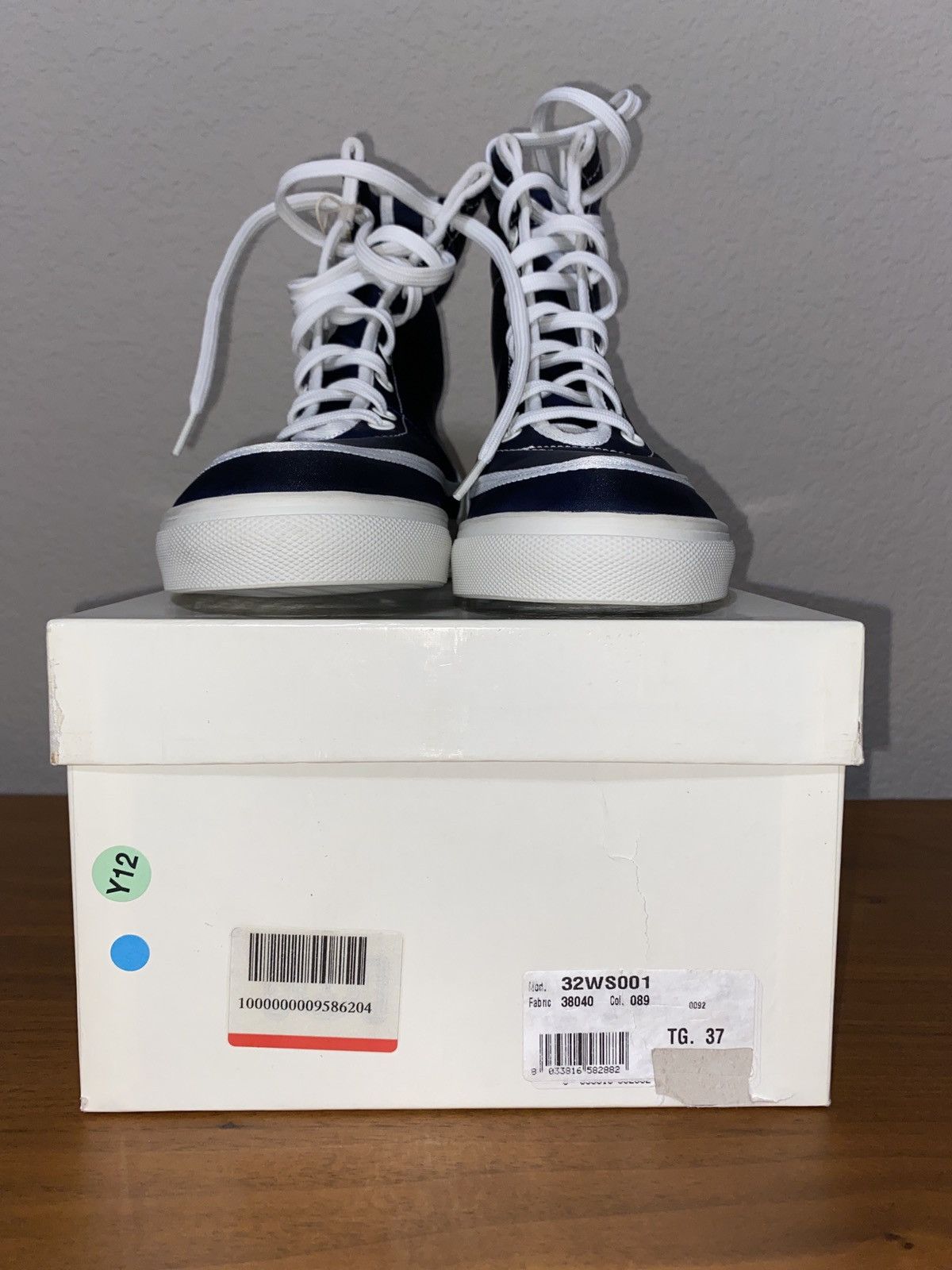 Maison Margiela MM6 Maison Margiela Navy Blue Hi-Top Sneaker Size US 7 / IT 37 - 8 Thumbnail