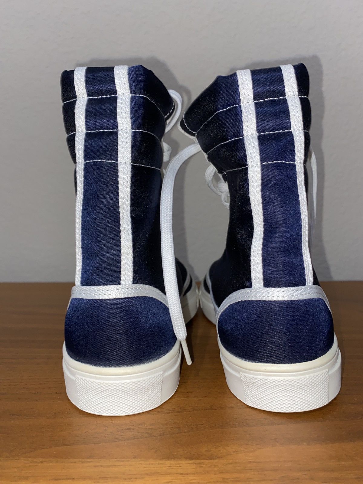 Maison Margiela MM6 Maison Margiela Navy Blue Hi-Top Sneaker Size US 7 / IT 37 - 4 Thumbnail