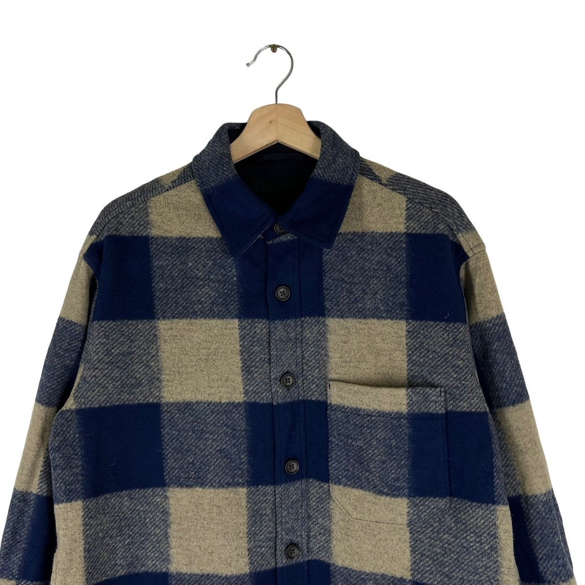 Japanese Brand VINTAGE WOOL JACKET TARTAN DESIGN UNIQLO JAPAN Size US M / EU 48-50 / 2 - 3 Thumbnail