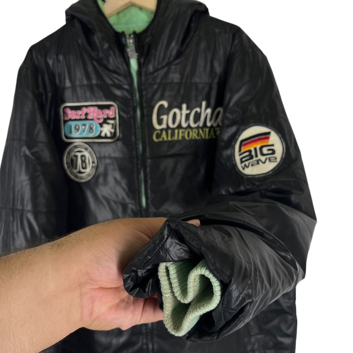 Japanese Brand VINTAGE GOTHCA PUFFER JACKET OVERPRINT PATCHES Size US XXL / EU 58 / 5 - 6 Thumbnail