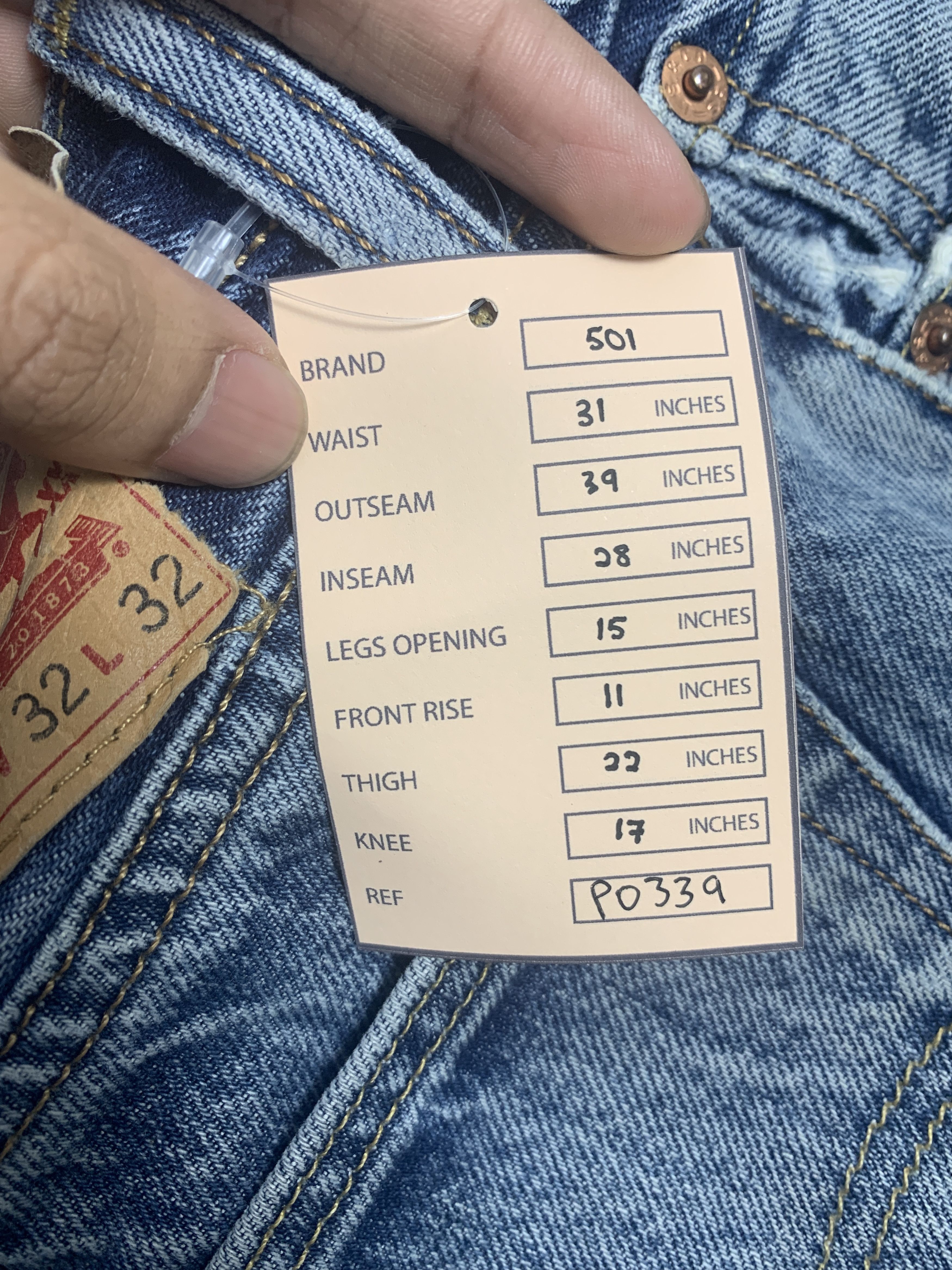 Levi's Vintage 90s LEVI'S 501 Distressed Faded Mid Wash Jeans P0339 Size US 31 - 25 Thumbnail