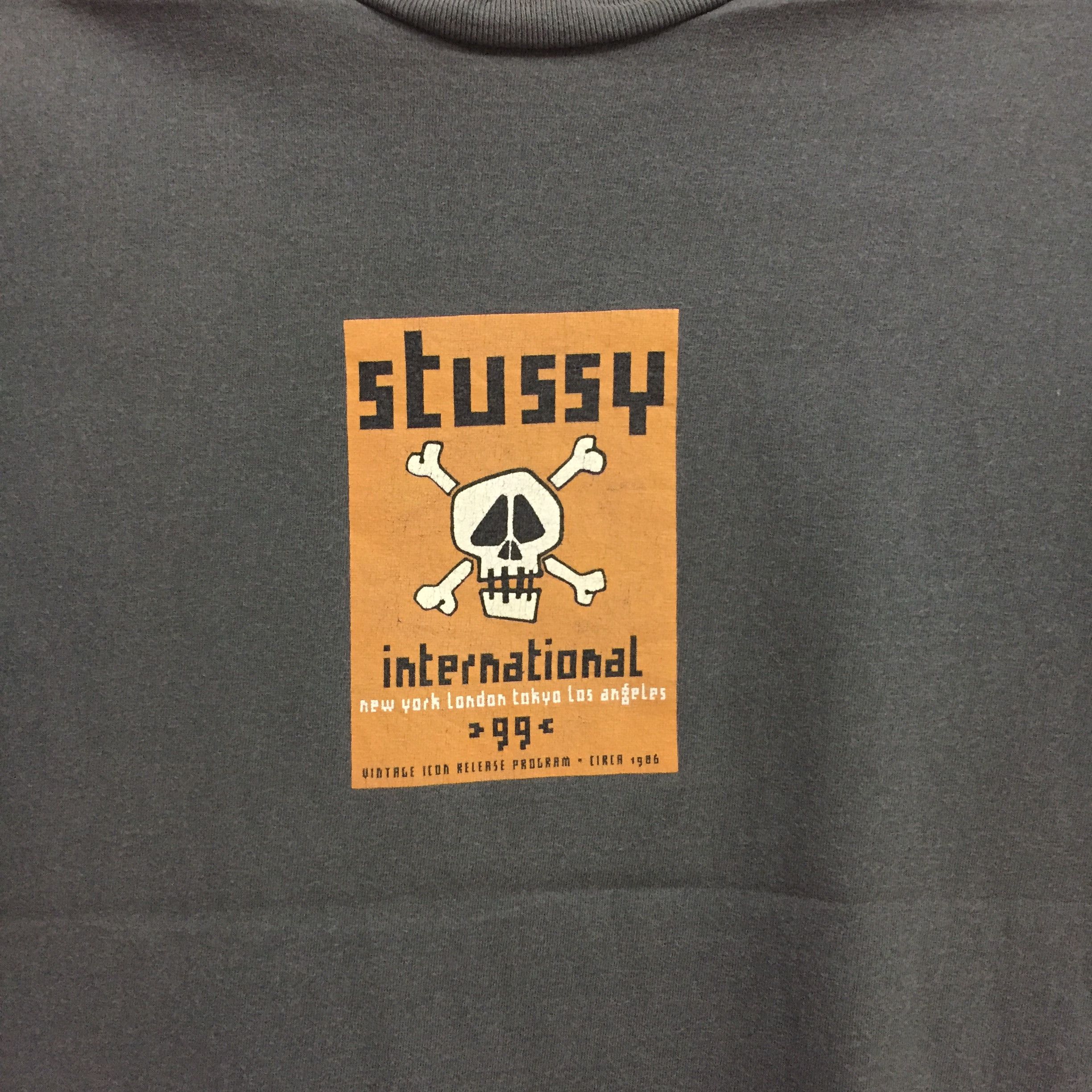 Stussy Vintage stussy t shirt spell out size M Size US M / EU 48-50 / 2 - 2 Thumbnail