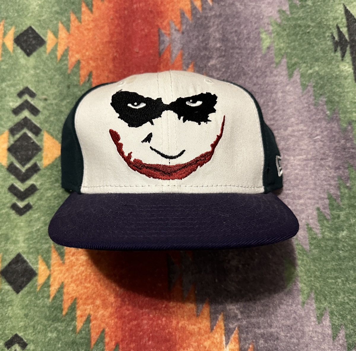 Casquette New Era Fitted 7 1/4 - Joker/Batman The Dark Knight, En Laine, Noire, Neuve Sans étiquette Homme