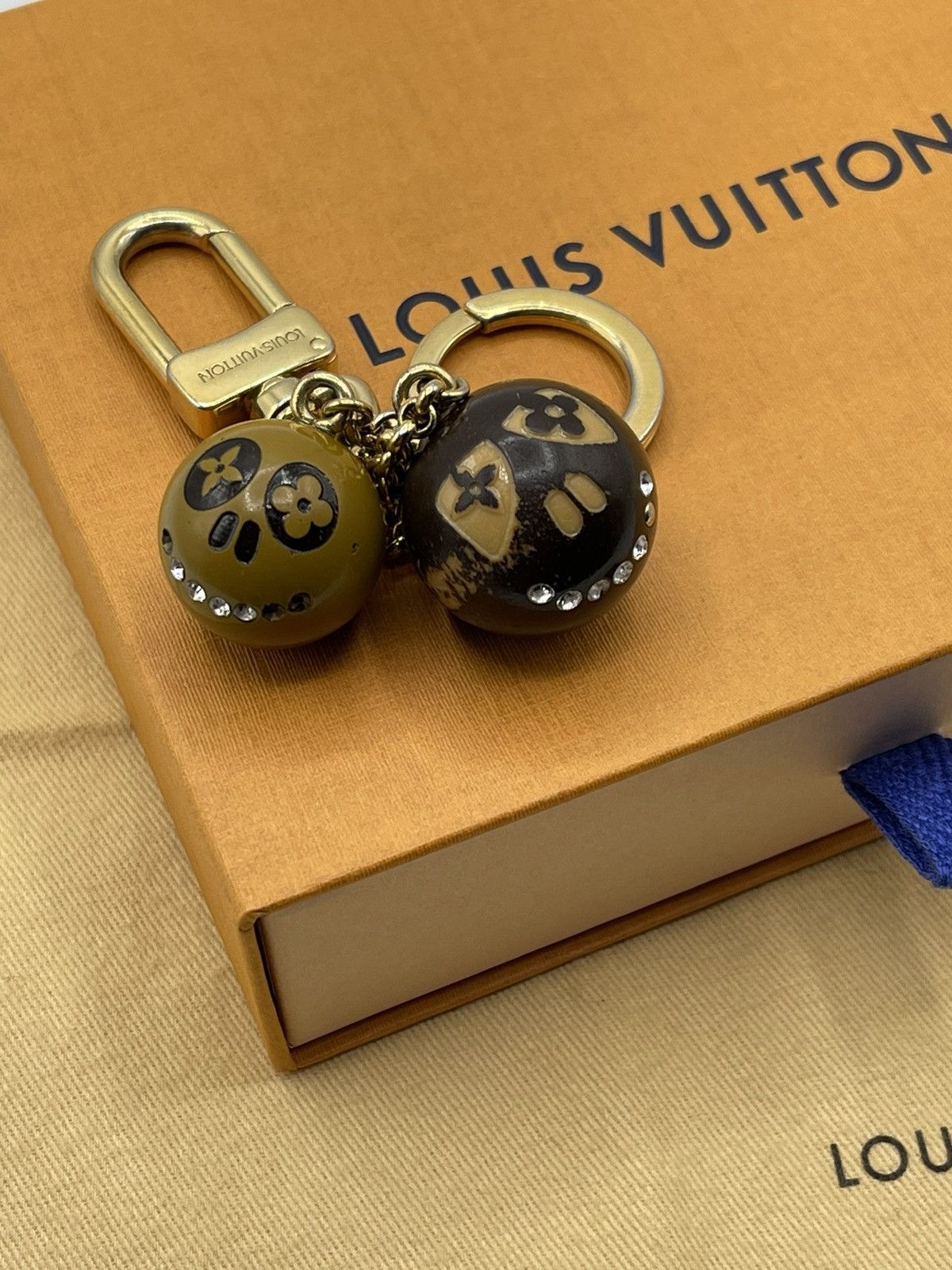 LOUIS VUITTON Bag charm Key chain holder ring Porto Cle chenne