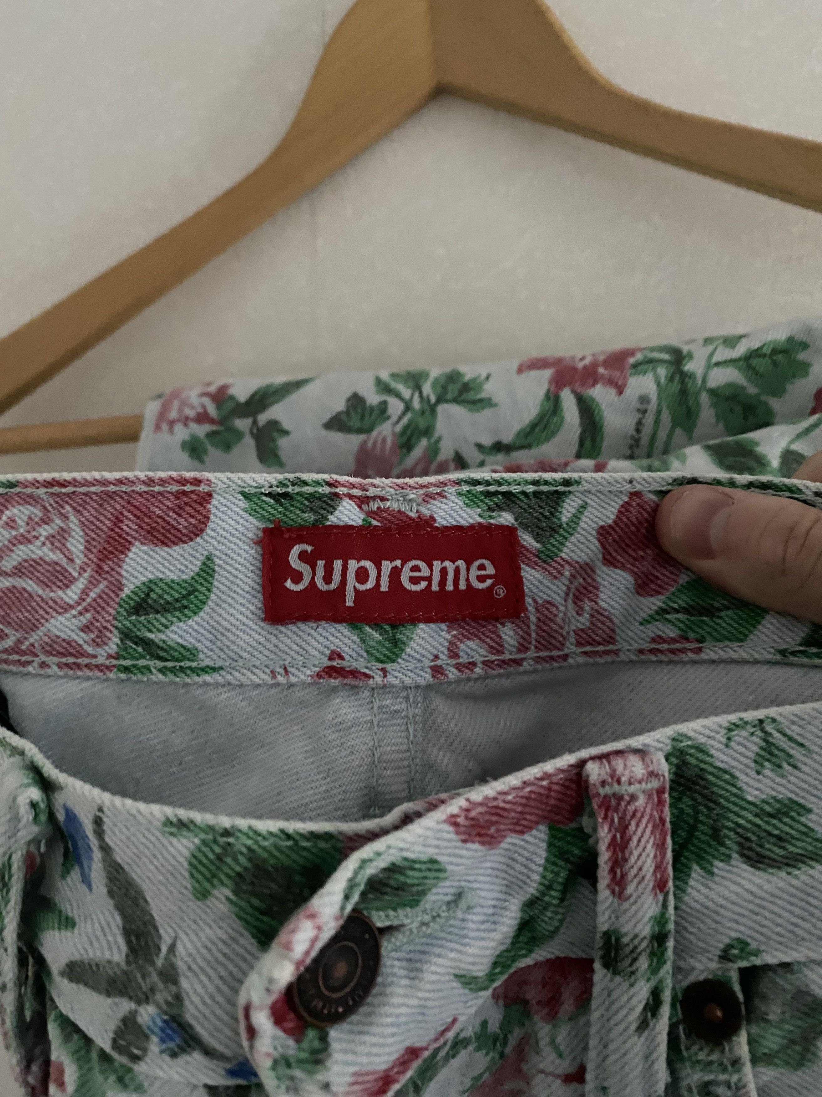 Levi's × Supreme SS 2016 Supreme x Levis Roses Trucker Jacket + Pants Size US L / EU 52-54 / 3 - 7 Thumbnail