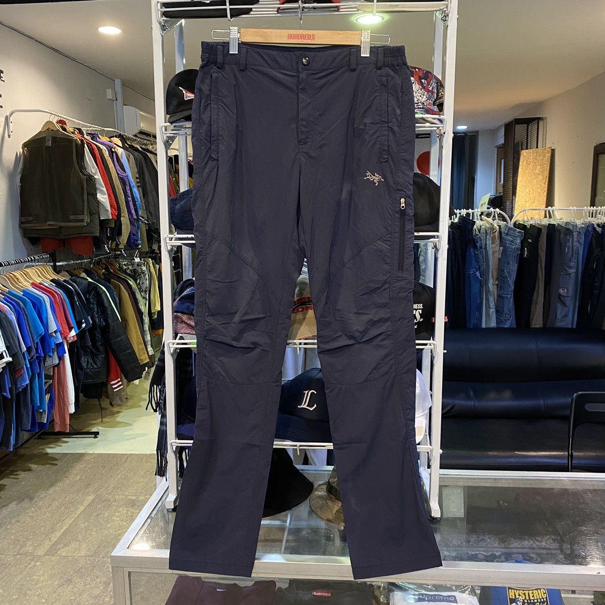 Arc'teryx VINTAGE RARE OUTDOOR‼️Arc’teryx Basic Logo Embroidery Pants Size US 34 / EU 50 - 1 Thumbnail