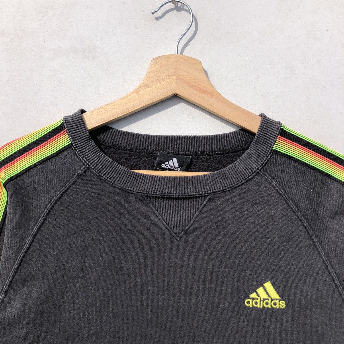 Vintage 🔥Accept Binding Offer🔥 Adidas Sweatshirt Size US L / EU 52-54 / 3 - 5 Thumbnail