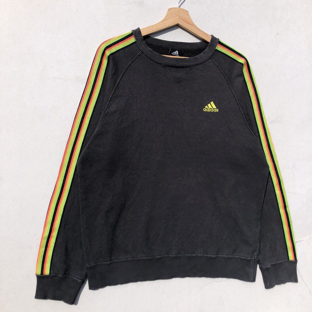 Vintage 🔥Accept Binding Offer🔥 Adidas Sweatshirt Size US L / EU 52-54 / 3 - 3 Thumbnail