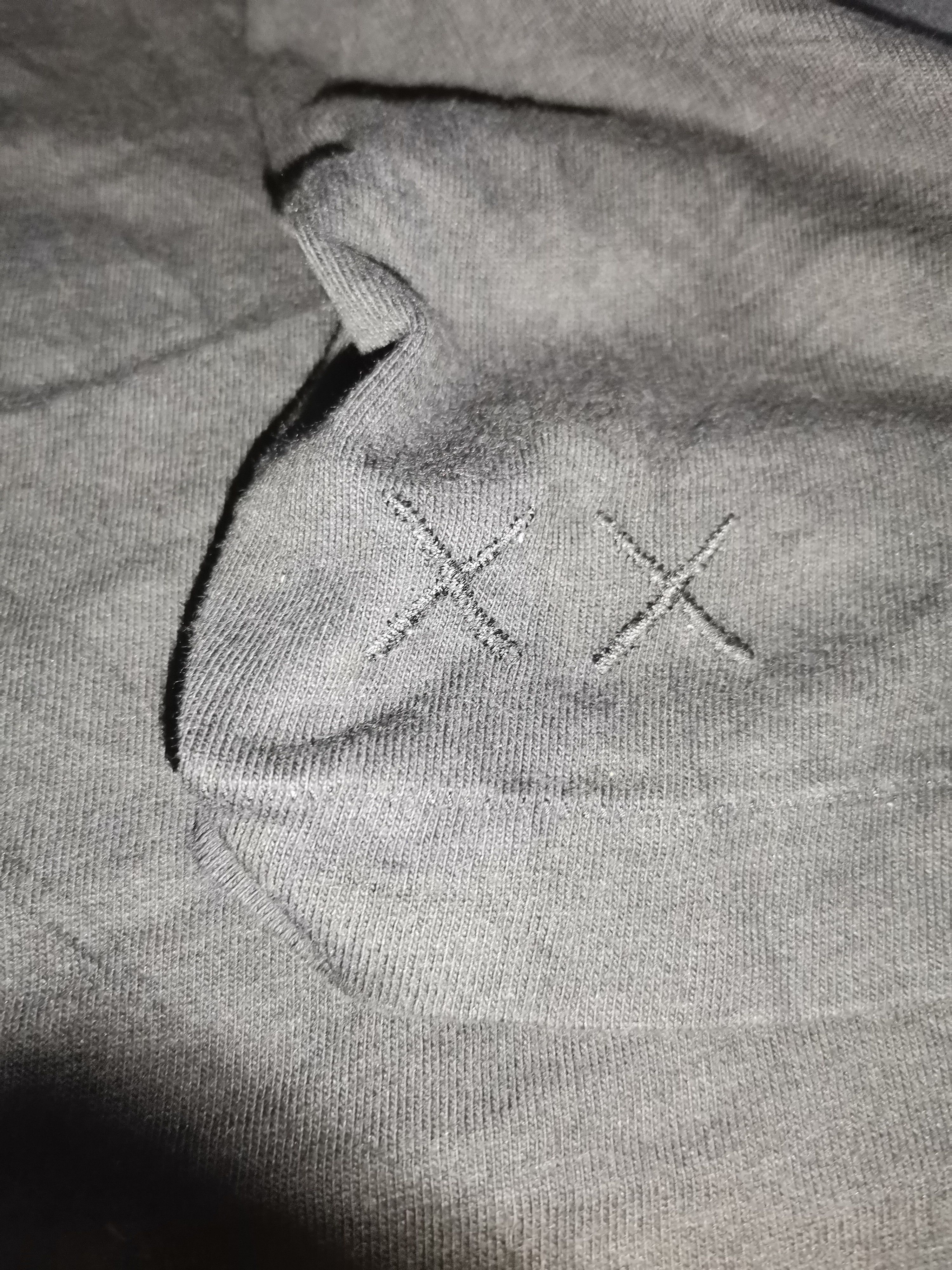 Kaws 💥RARE💥Kaws Genie Design Size US L / EU 52-54 / 3 - 5 Thumbnail