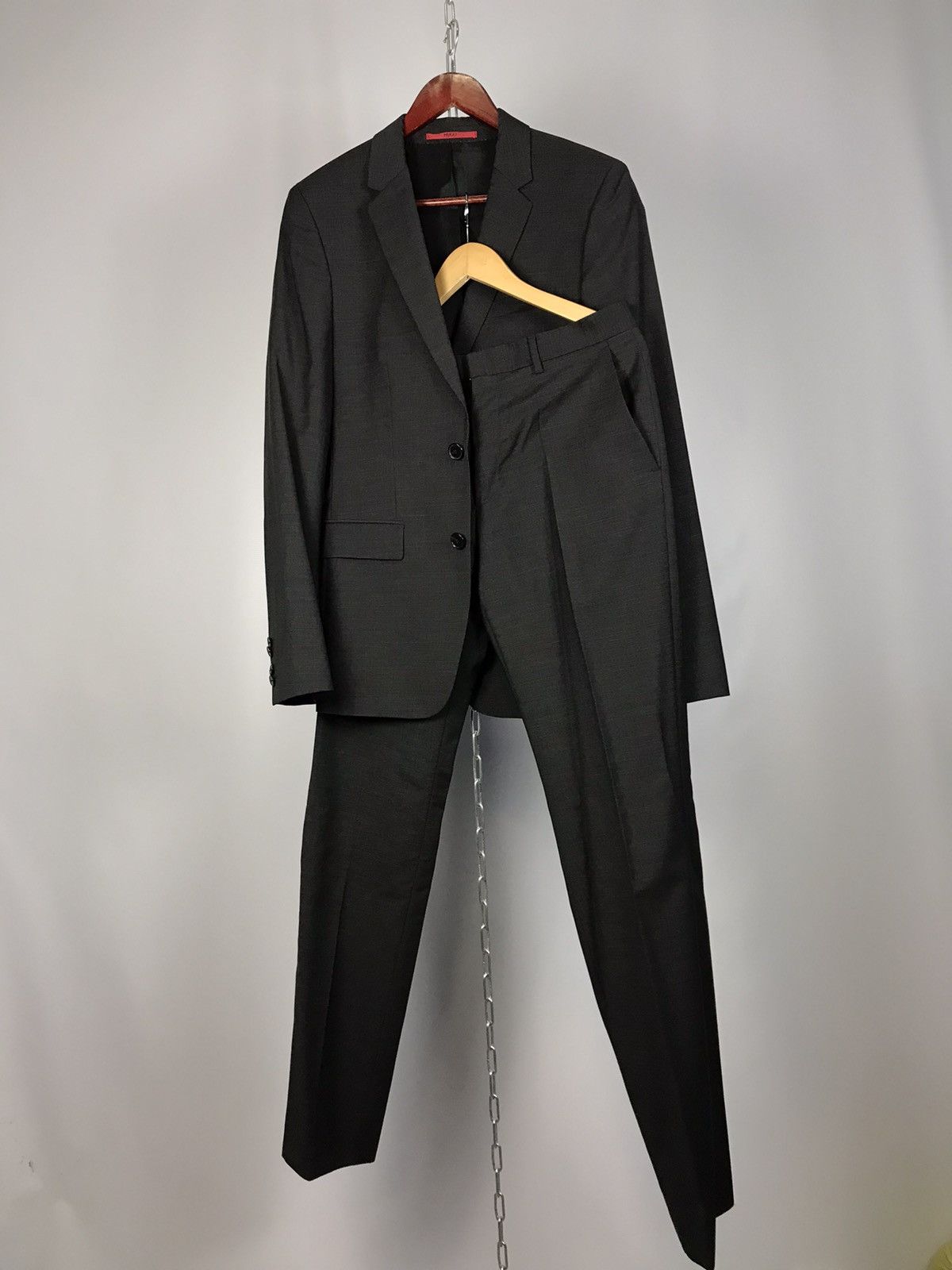 Hugo Boss Hugo Boss luxury costume Size 38L - 1 Thumbnail