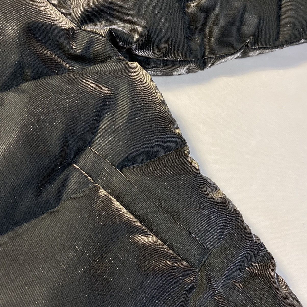 Moncler ARCHIVE MONCLER RARE SHIMMER PUFFER DOWN JACKET 1980s 2288 Size US M / EU 48-50 / 2 - 10 Thumbnail