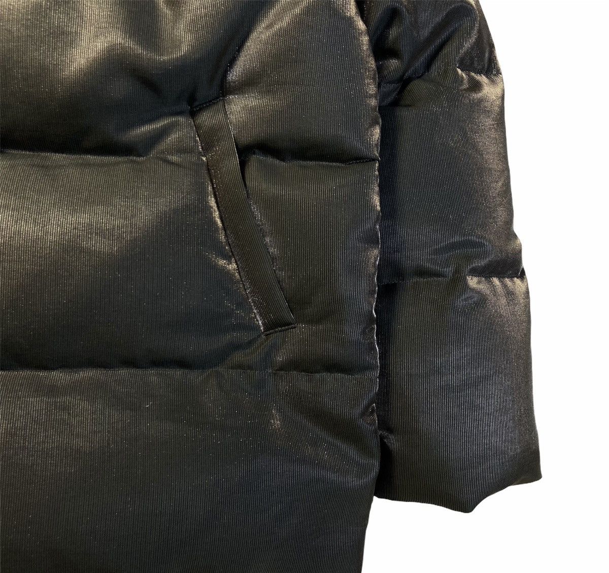 Moncler ARCHIVE MONCLER RARE SHIMMER PUFFER DOWN JACKET 1980s 2288 Size US M / EU 48-50 / 2 - 7 Thumbnail