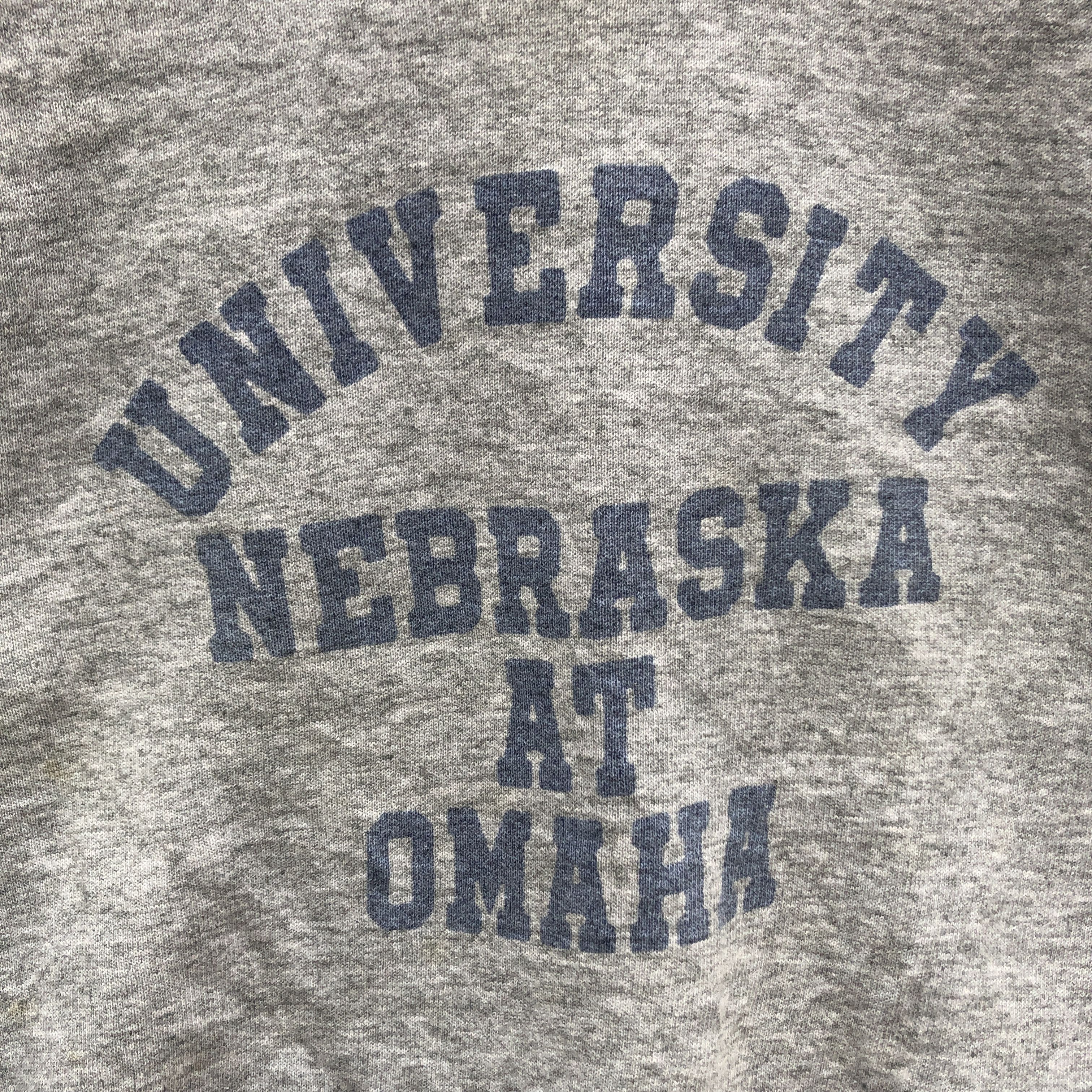 Fruit Of The Loom 90s Vintage UNIVERSITY NEBRASKA AT OMAHA Sweatshirt #0731-22 Size US M / EU 48-50 / 2 - 3 Thumbnail