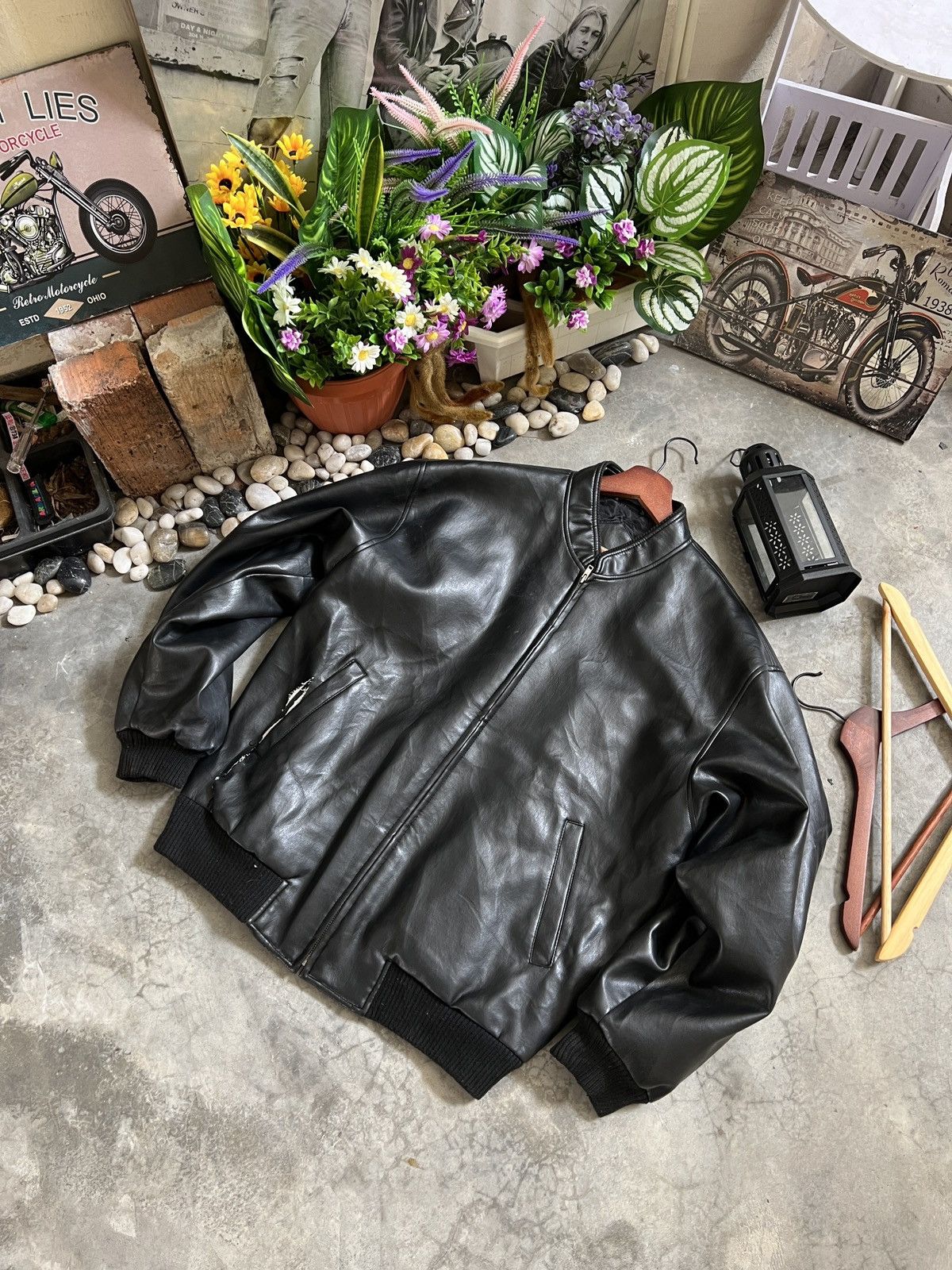 Vintage Vintage 🏴‍☠️ Japanese Fully Leather Bomber Style Jacket Size US L / EU 52-54 / 3 - 4 Thumbnail