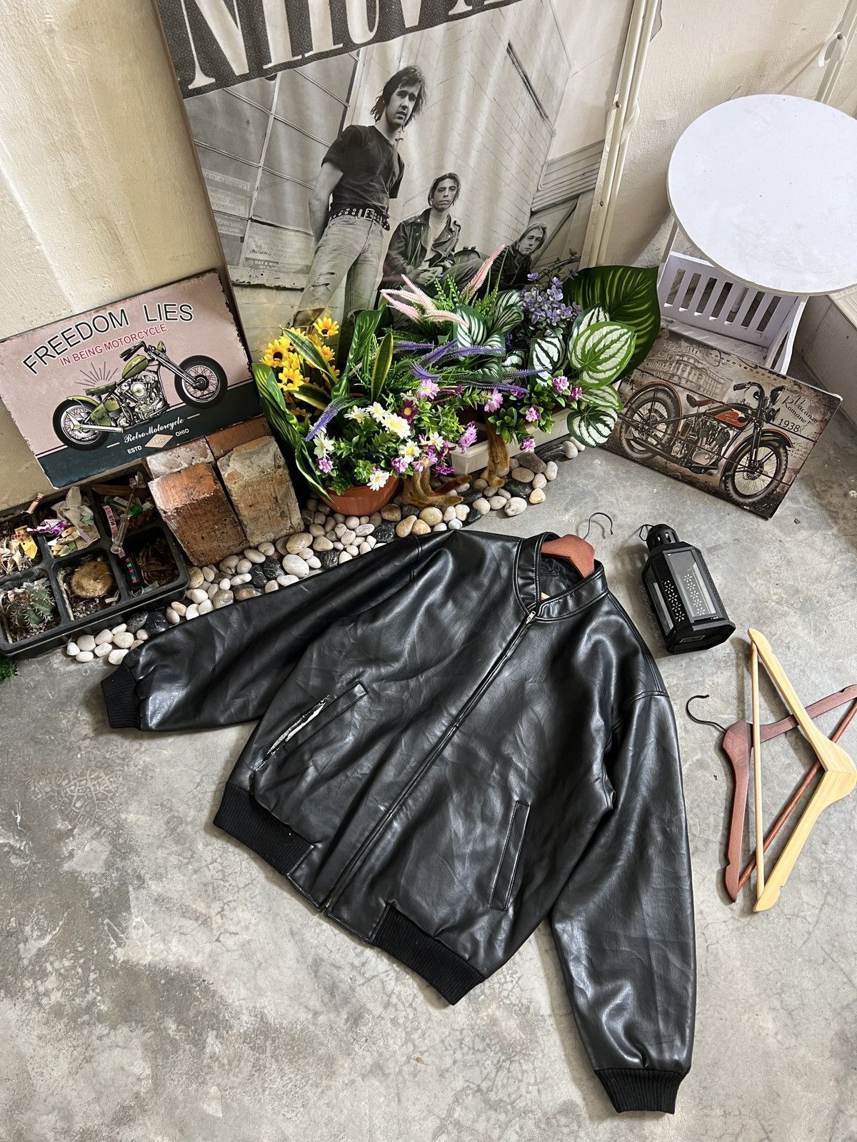 Vintage Vintage 🏴‍☠️ Japanese Fully Leather Bomber Style Jacket Size US L / EU 52-54 / 3 - 16 Thumbnail